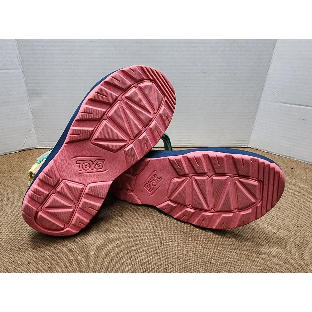 Teva kids hurricane